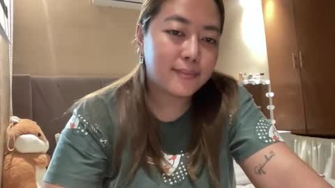Snapshot of asianbunny10 chatting on 09/09/25, 02:44 Curvy online show from 09/09/25, 02:44
