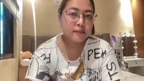 Snapshot of asianbunny10 chatting on 10/03/25, 03:03 Curvy online show from 10/03/25, 03:03