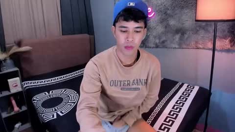 asiancum_peter online show from 10/10/25, 01:15