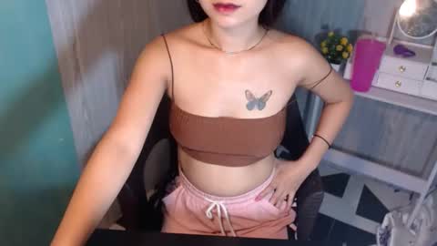 Snapshot of asianhot_celine chatting on 03/02/25, 06:08 Celine online show from 03/02/25, 06:08