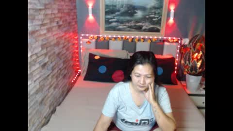 asiannosurrender online show from 11/13/25, 01:43