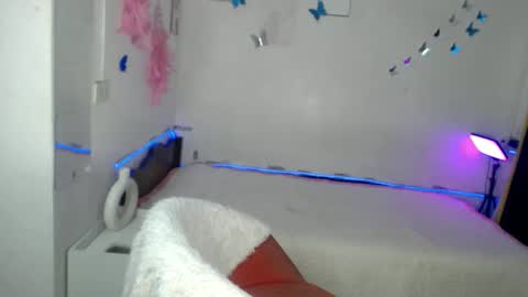 kendra turner online show from 11/04/25, 06:07