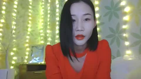 Snapshot of asianshiny chatting on 01/14/25, 08:31 Alice online show from 01/14/25, 08:31