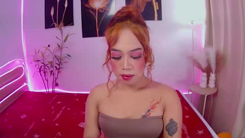 Snapshot of asiantopfucker02 chatting on 11/01/25, 10:39 asiantopfucker02 online show from 11/01/25, 10:39