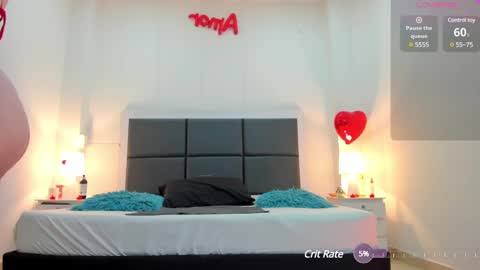  Aslhyn  online show from 03/08/25, 12:22