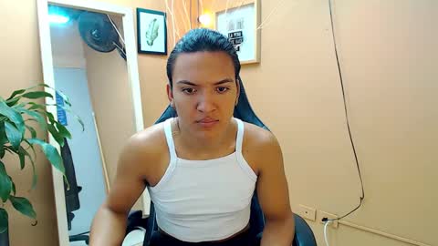 Snapshot of aslyhernandez chatting on 01/30/25, 11:33 ASLY online show from 01/30/25, 11:33