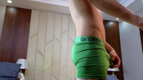 Asmodeo  -   online show from 12/04/24, 10:41