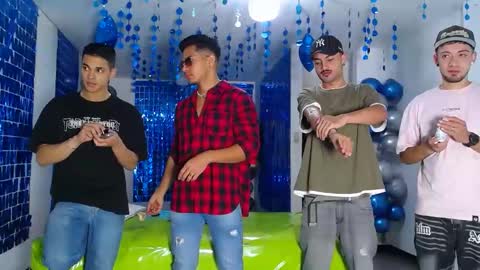 THOMAS AND DAMIAND online show from 02/17/25, 12:21