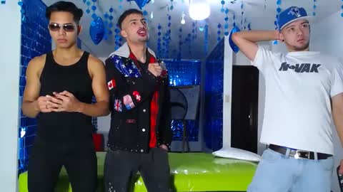 THOMAS AND DAMIAND online show from 02/23/25, 12:19