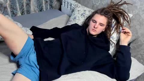 asphalt surfer online show from 02/16/25, 11:05