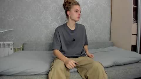 asphalt surfer online show from 09/09/25, 01:21