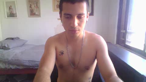 Snapshot of aspyporn chatting on 12/26/24, 02:37 Aspy online show from 12/26/24, 02:37