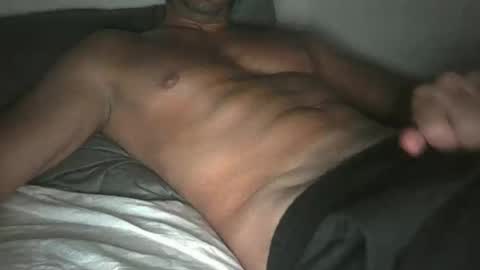 Snapshot of aston0 chatting on 11/06/25, 03:24 Aston online show from 11/06/25, 03:24