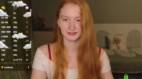 Snapshot of astoria_ross_ chatting on 10/17/25, 03:03 Astoria online show from 10/17/25, 03:03