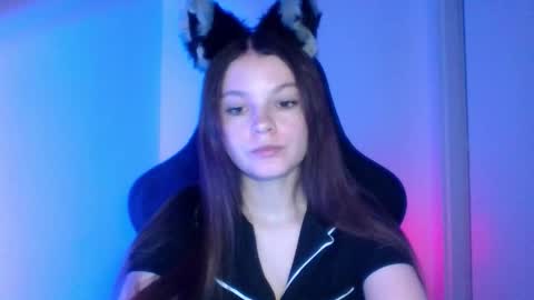 Snapshot of astradream_ chatting on 10/08/25, 05:32 astradream_ online show from 10/08/25, 05:32