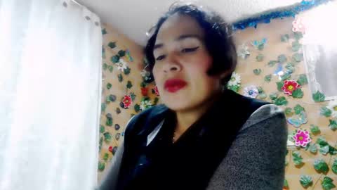 astrid_hauser66 online show from 09/18/25, 12:01