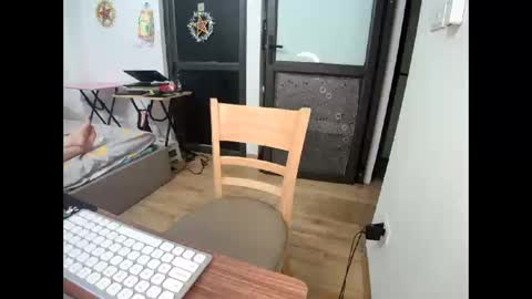 Snapshot of asuka_9x chatting on 10/05/25, 04:49 asuka_9x online show from 10/05/25, 04:49