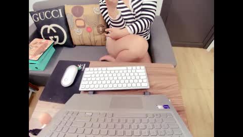 Snapshot of asuka_9x chatting on 10/09/25, 06:17 asuka_9x online show from 10/09/25, 06:17