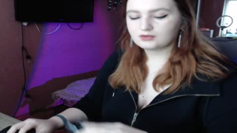 Asya online show from 12/08/24, 09:02