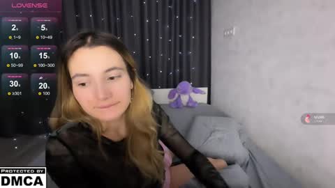 Snapshot of asya_foxy chatting on 01/12/25, 01:32 Asya online show from 01/12/25, 01:32