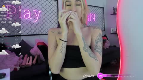 Snapshot of atenea_klett_ chatting on 12/06/24, 01:44 ATENEA online show from 12/06/24, 01:44