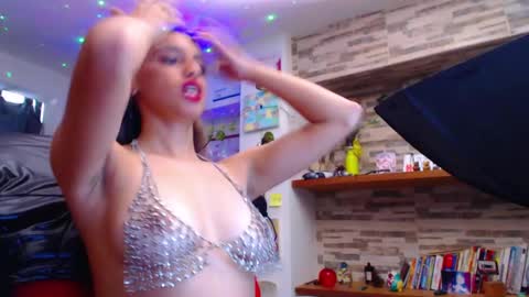 Snapshot of ateneasairce chatting on 02/25/25, 02:44 Atenea online show from 02/25/25, 02:44