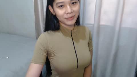 Snapshot of atheena_charm chatting on 01/03/25, 01:48 Athena online show from 01/03/25, 01:48