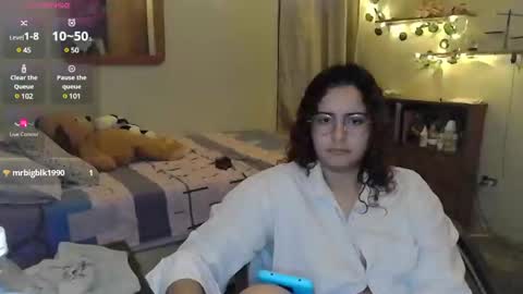 Snapshot of athenasbae chatting on 01/24/25, 12:20 Steph online show from 01/24/25, 12:20