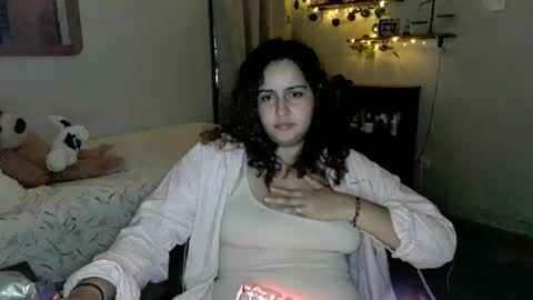Snapshot of athenasbae chatting on 03/11/25, 11:59 Steph online show from 03/11/25, 11:59
