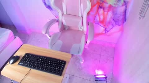 athenea__fox online show from 10/29/25, 11:56