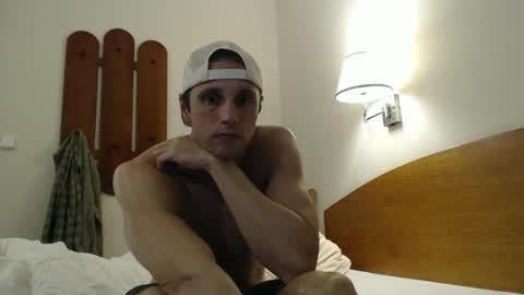 tommycb55555 online show from 10/12/25, 08:08