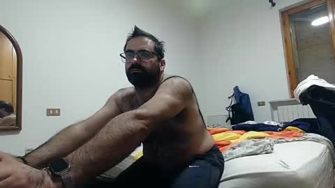 Bleakw85 online show from 10/24/25, 09:44