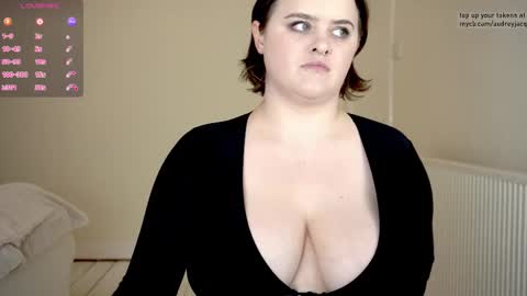 Audrey Jacq online show from 10/18/25, 03:24