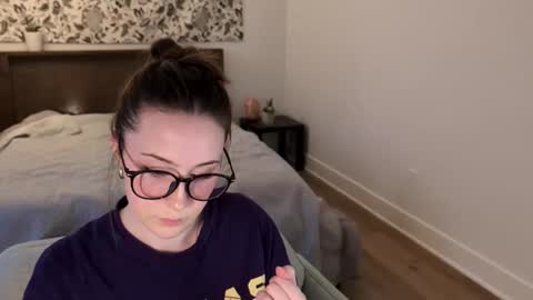 Miss Audrey online show from 02/24/25, 09:31