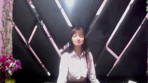 aurora online show from 03/05/25, 09:15