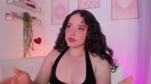 Aurora online show from 10/25/25, 02:08