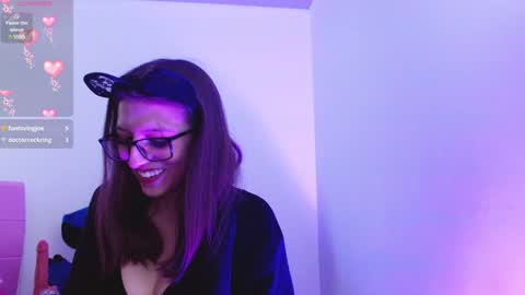 Snapshot of aurora_blossom__ chatting on 01/21/25, 03:32 Aurora online show from 01/21/25, 03:32