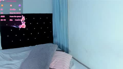 aurora_lenovic online show from 11/18/25, 02:32