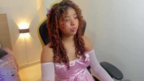 Snapshot of aurora_rodriguez chatting on 01/23/25, 03:22 aurora_rodriguez online show from 01/23/25, 03:22
