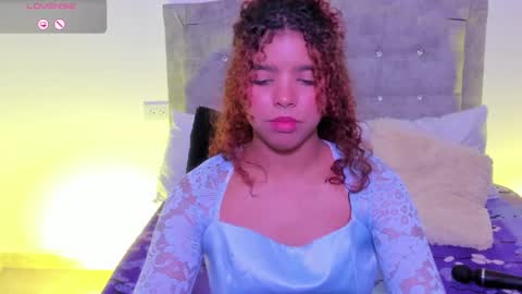 Snapshot of aurora_rodriguez chatting on 03/09/25, 02:43 aurora_rodriguez online show from 03/09/25, 02:43