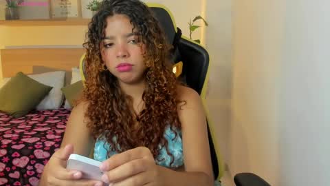Snapshot of aurora_rodriguez chatting on 09/11/25, 12:27 aurora_rodriguez online show from 09/11/25, 12:27
