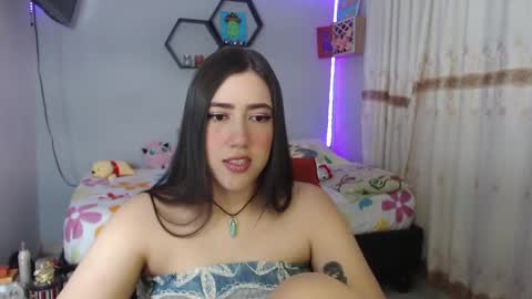 Aurora  online show from 02/05/25, 11:17