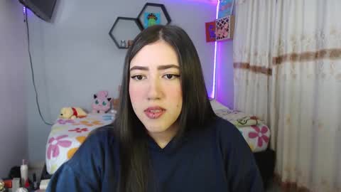 Aurora  online show from 02/12/25, 04:00