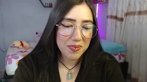 Aurora  online show from 02/18/25, 11:19