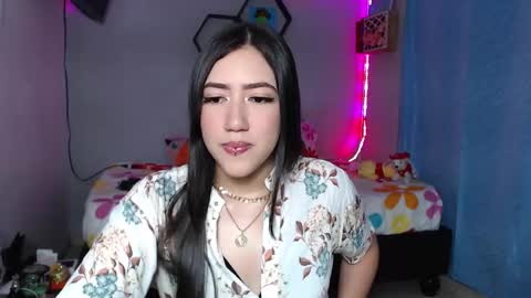 Aurora  online show from 09/10/25, 06:46