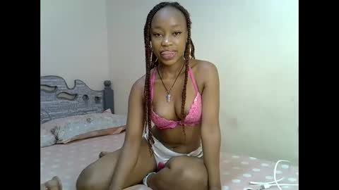 Aurora online show from 10/23/25, 10:19