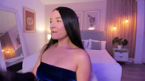 Aurora online show from 11/08/25, 09:24