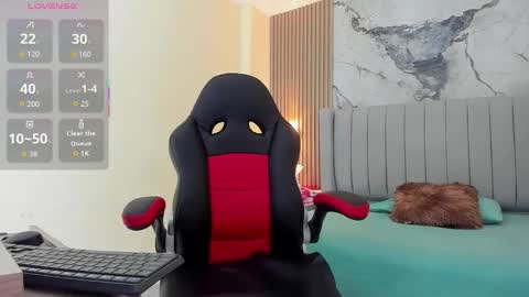 auroramartin2 online show from 11/06/25, 07:48