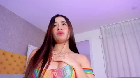 Aurora Miiller  online show from 11/07/25, 09:59