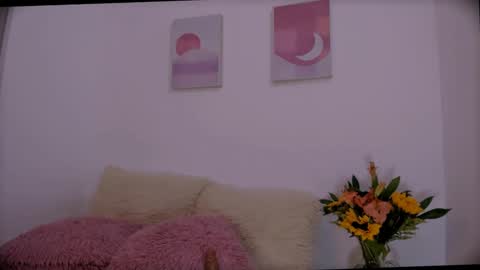 Snapshot of auroraponce chatting on 09/25/25, 12:25 Aurora Ponce online show from 09/25/25, 12:25